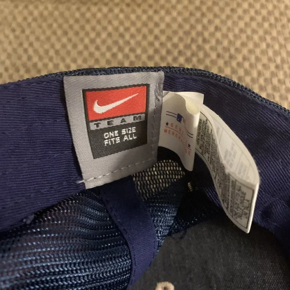 Vintage Chicago Cubs Nike Hat‎